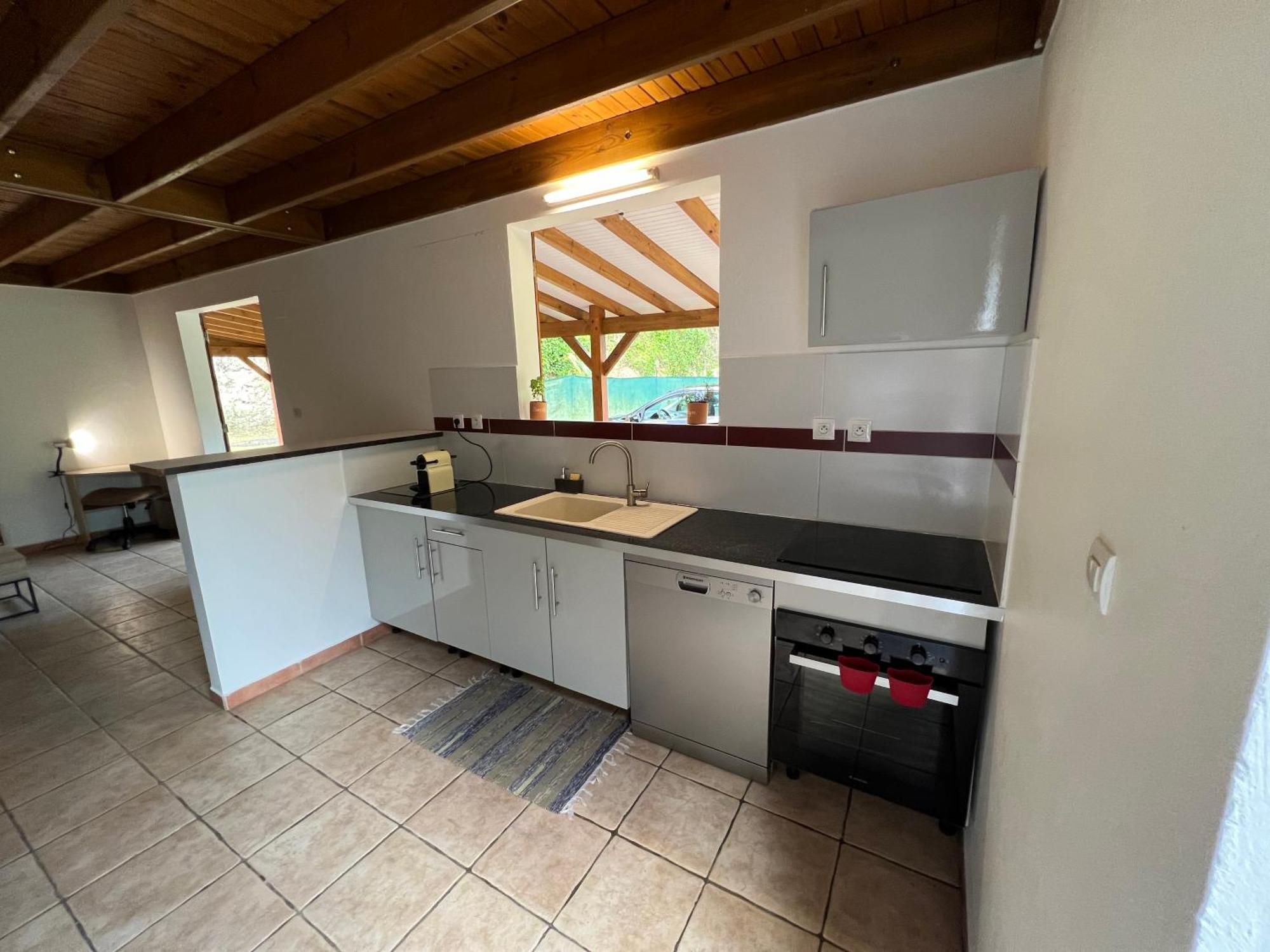 Villa Au Calme Avec Jacuzzi, Villa Le Boursoie Les Abymes Bagian luar foto