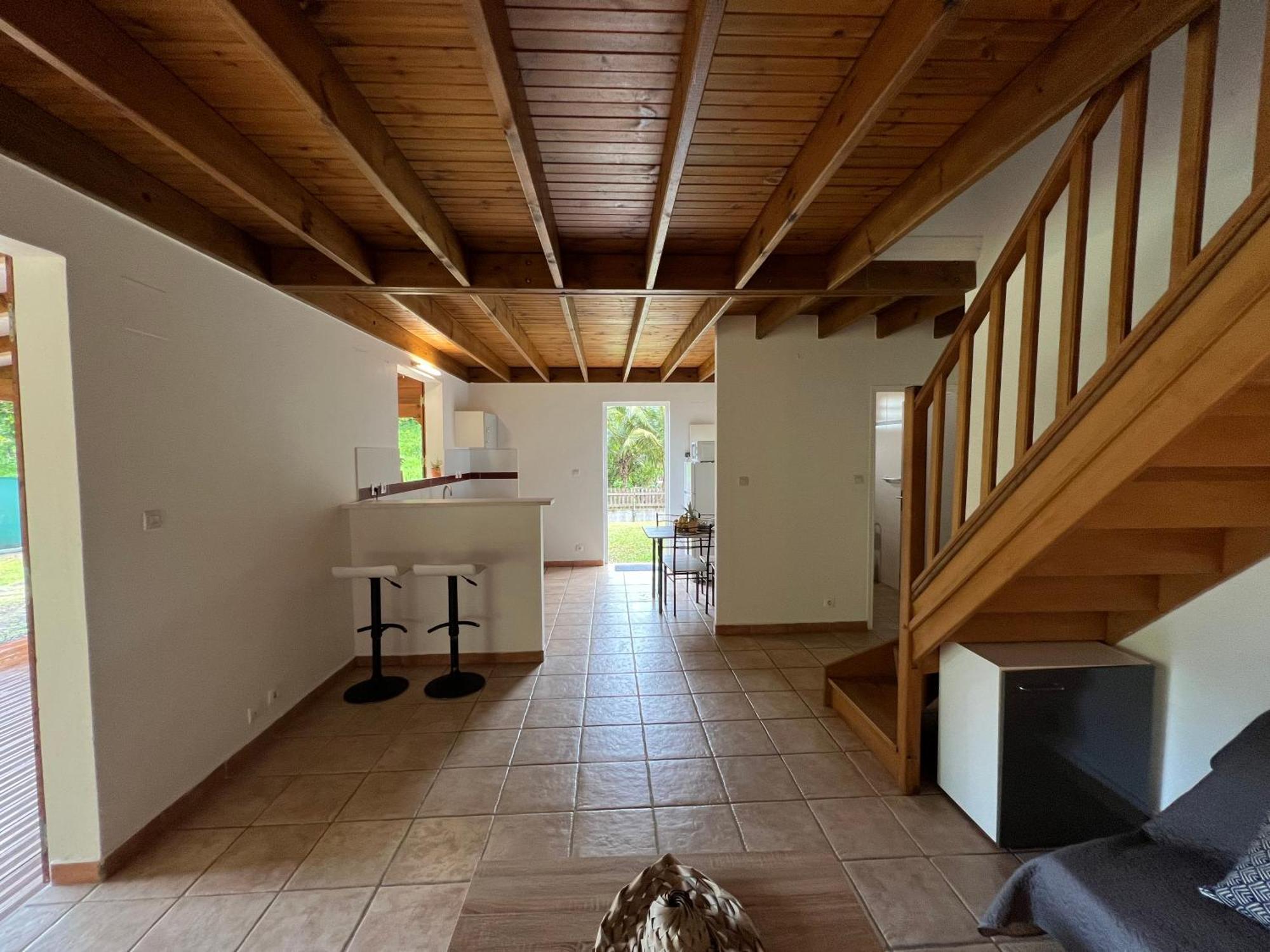 Villa Au Calme Avec Jacuzzi, Villa Le Boursoie Les Abymes Bagian luar foto